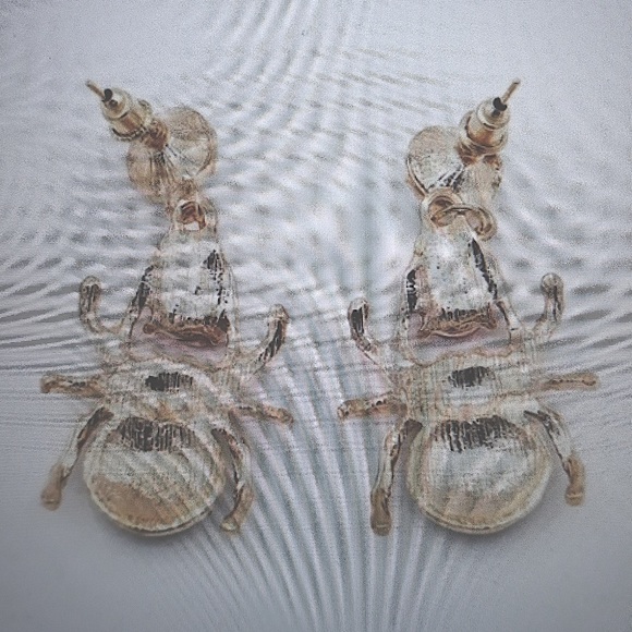 BETSEY JOHNSON Spider Earrings Enamel Gold Purple Blue Crystal Rhinestones NEW - Picture 6 of 12